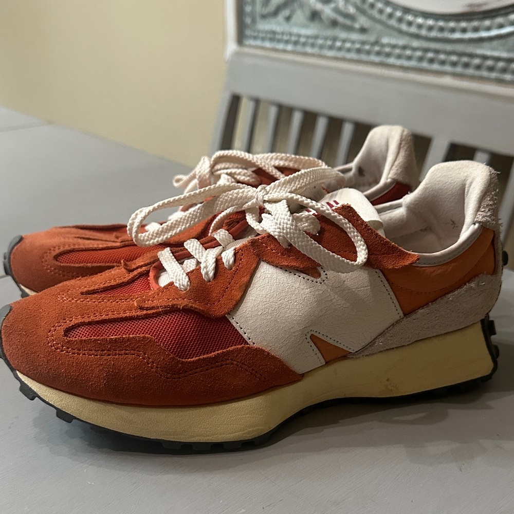 New Balance 327 Men’s Sneakers – Size 8